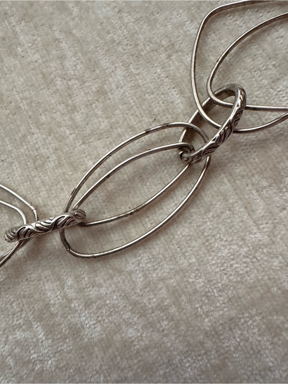 Random 8pc Y2K Style Necklace Bundle - Picture 9 of 10